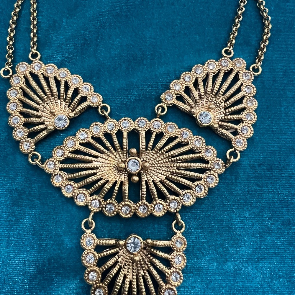 VSA Gold-Tone Huichol collection Necklace - Picture 3 of 6